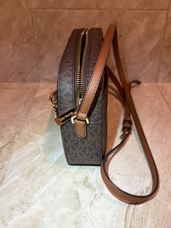 NWOT Michael Kors Jet Set Large Logo Crossbody Bag - Picture 6 of 7